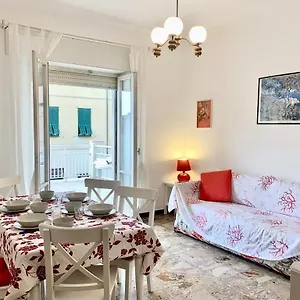  Casa vacanze Casa Vacanza! A 50m Dal Mare!