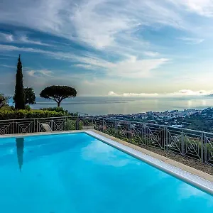 Bed & Breakfast Gaia - Luxury Villa, Pool & Wellness, Bordighera